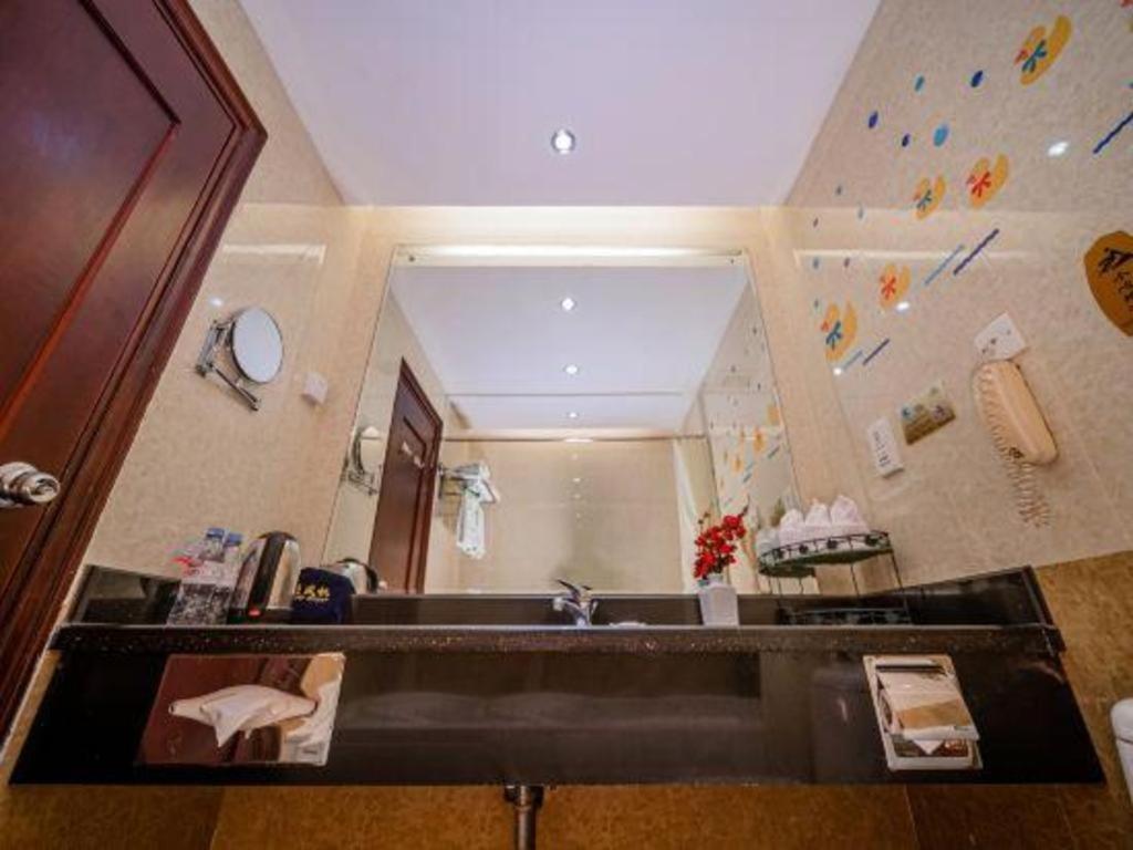 Nanning Yongjiang Hotel Экстерьер фото